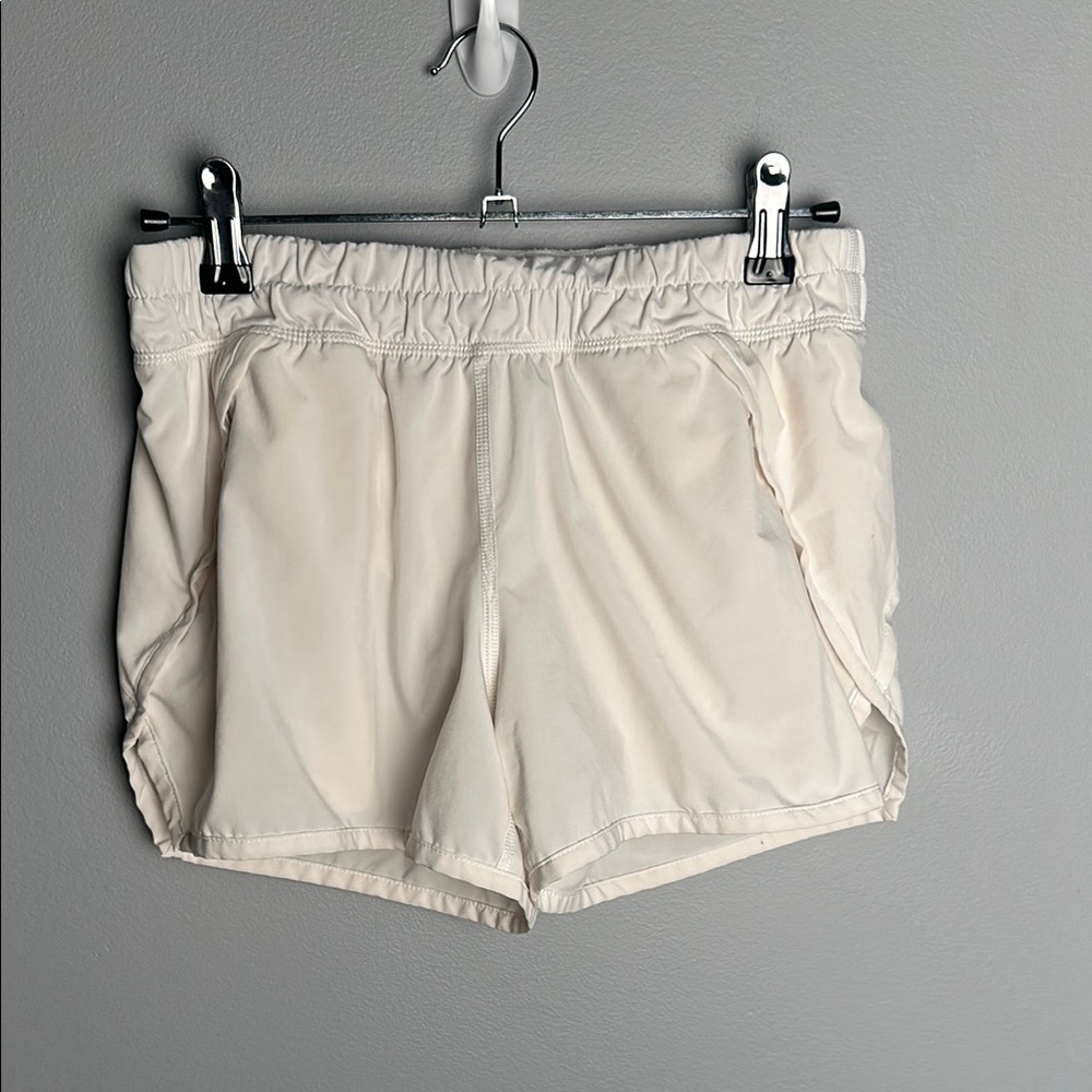 Ivivva White Athletic Shorts Lightweight Relaxed Fit ~ GIRLS 14 (3.5” inseam)